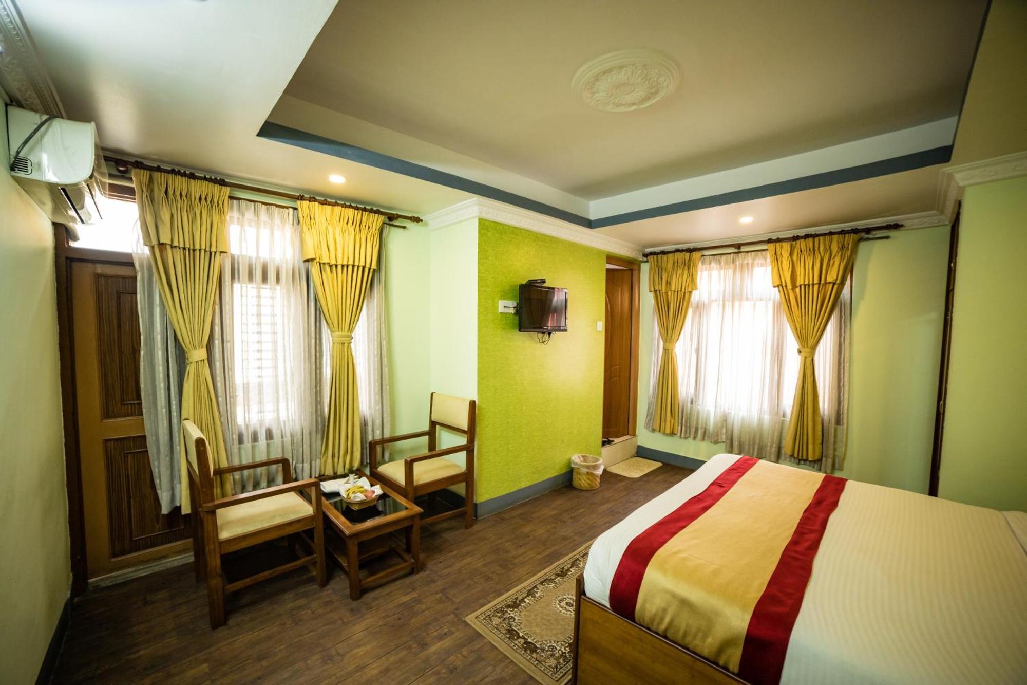 Kathmandu Garden Home מראה חיצוני תמונה
